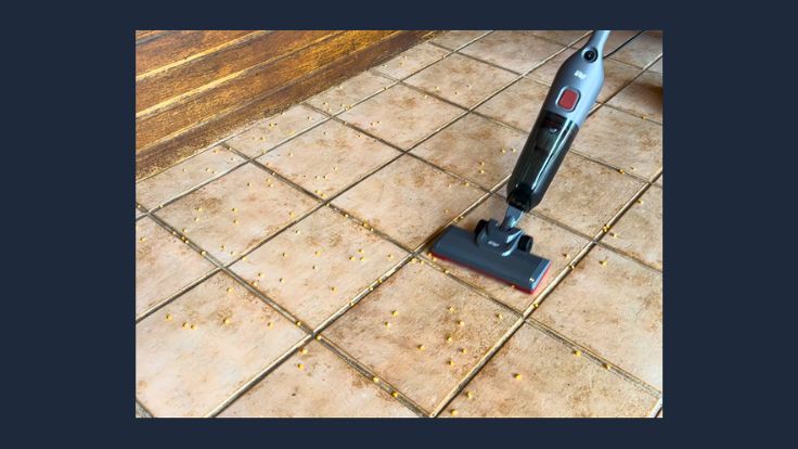 Teste de limpeza em piso