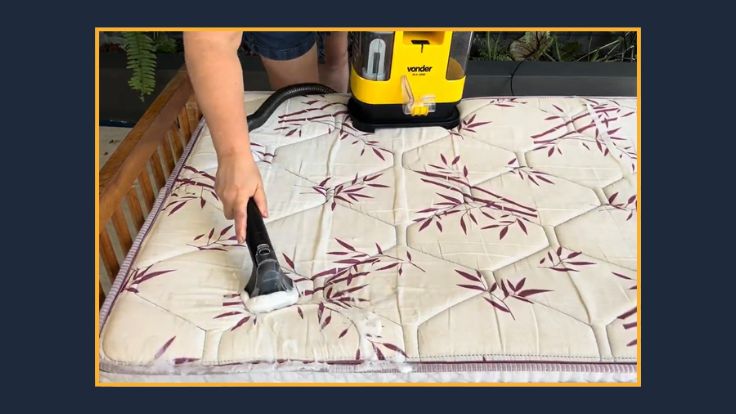 Escovando o colchão